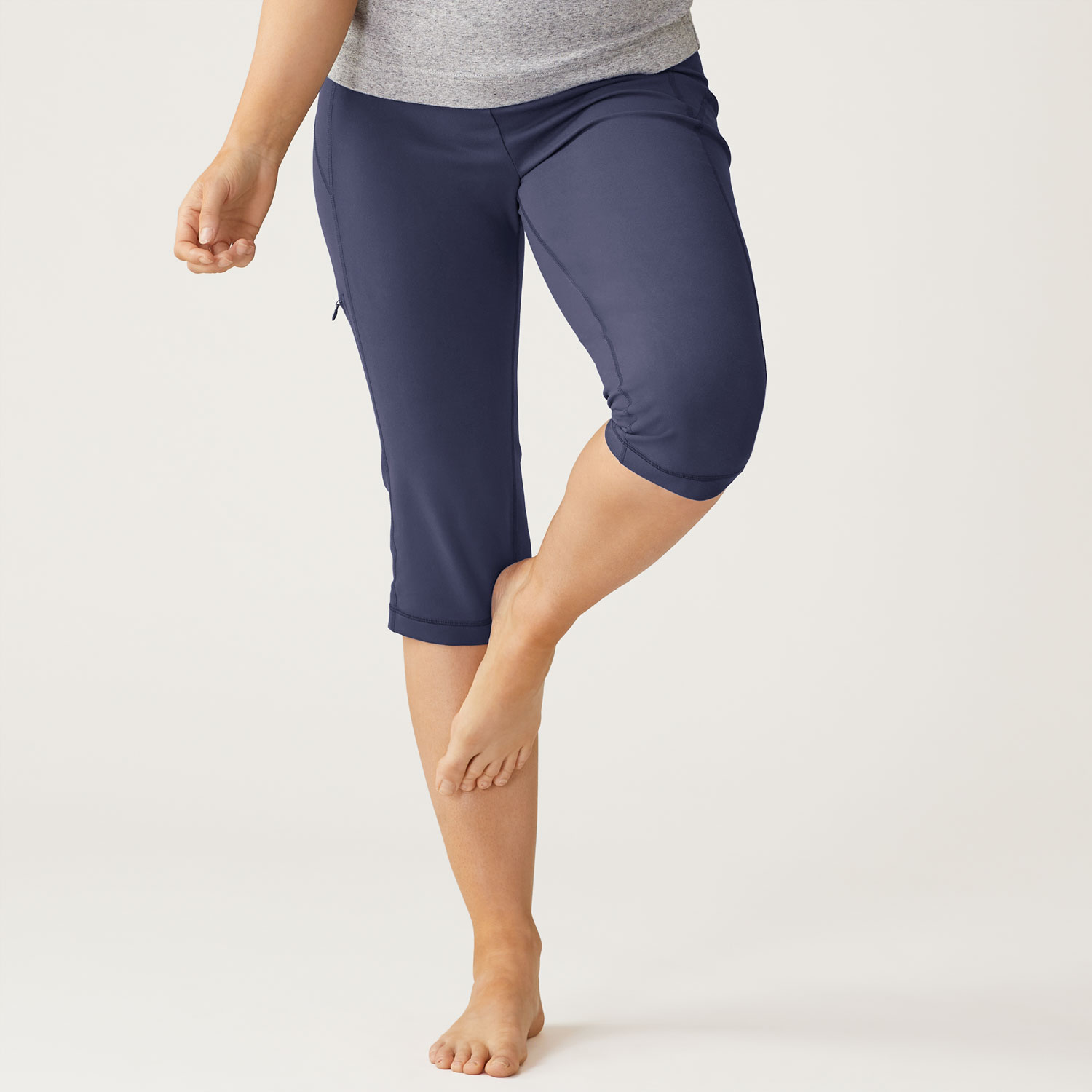 Women's NoGA Stretch Capris, 15772 (Coal)